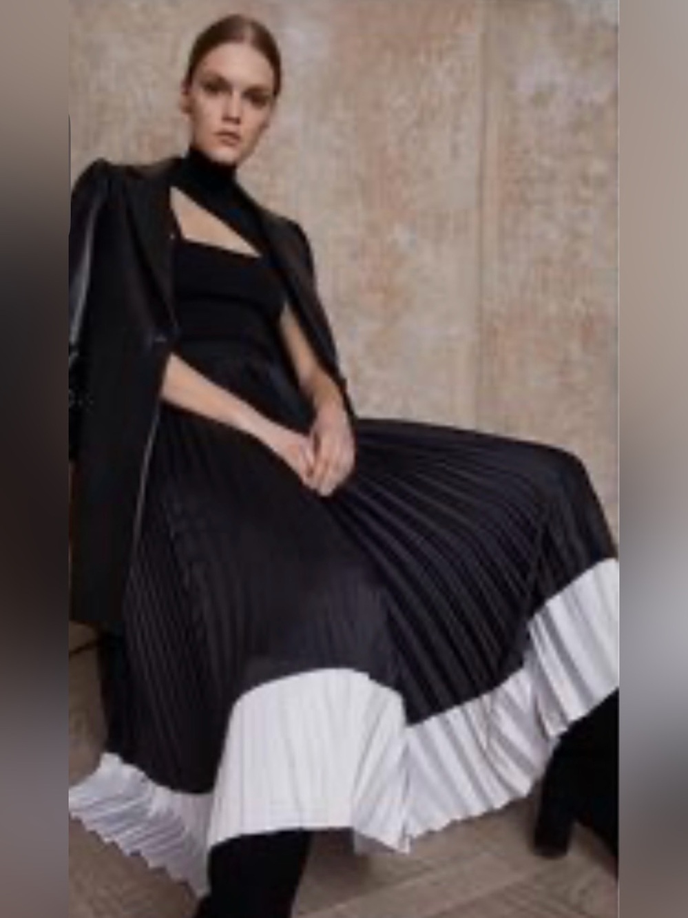 ALICE & OLIVIA Black Pleated Midi skirt with White Hem